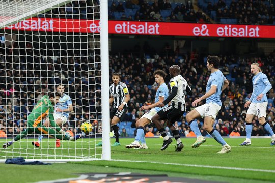 „Carabao“ finale žvangės „Manchester City“ ir „Arsenal“ ginklai
