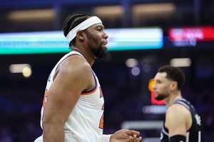 Eurolygos klubų medžiojamas žaidėjas rungtyniaus kartu su M. Buzeliu