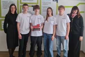 MVP nugalėtojai moksleivių komanda „Away Way“ kuria programėlę, kviečiančią iš naujo atrasti Lietuvą