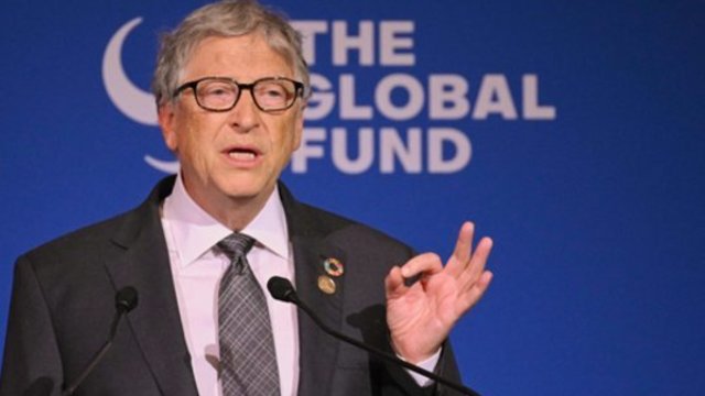 J. Epsteino bylos failuose figūruojančio B. Gateso išpažintis: gailisi dėl kiekvienos minutės