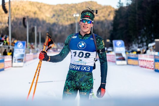 Metai Baltarusijoje neužgožė meilės tėvynei – jauniausias biatlono olimpietis turi pažadą Lietuvai