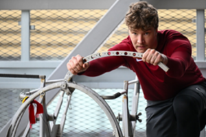 Latviui olimpinės žaidynės baigėsi neprasidėjusios: po smūgio atsidūrė ligoninėje 