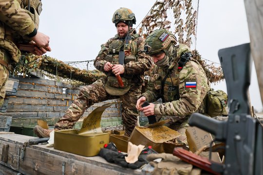 Karas Ukrainoje. Iš D. Trumpo – netikėtas pareiškimas: teigia, jog užkirto kelią branduoliniam karui tarp Rusijos ir Ukrainos