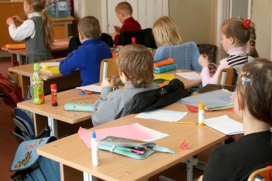 Dėl nepagrįstų skundų mokytojai pradeda jaustis nesaugiai: perspėja – pedagogų pradės trūkti tūkstančiais
