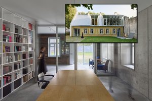 Žvėryno rąstiniam daugiabučiui – antras gyvenimas: už geltonų dailylenčių slepiasi tikra intriga