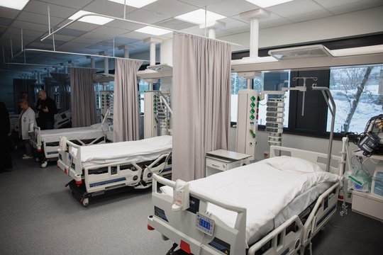 Vilniaus klinikinėje ligoninėje duris atvėrė modernus korpusas: patogumai ne tik pacientams