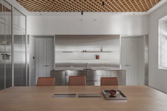 Erdvė Vilniaus senamiestyje atrodo niekuo neišsiskirianti – iki akimirkos, kai įeini