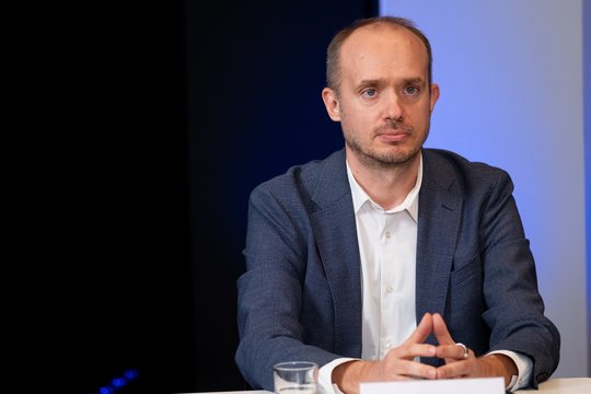 Finansų ministras K. Vaitiekūnas sako, kad L. Gudžinskas gali tapti jo patarėju politiniais klausimais