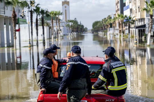 Dėl prastų oro sąlygų Maroke evakuota 140 tūkst. žmonių