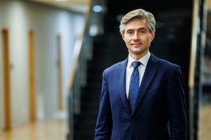 K. Budrys apie dalies valdančiųjų ruošiamą atsaką į EP rezoliuciją dėl LRT: tam tikros žalos pasekmė