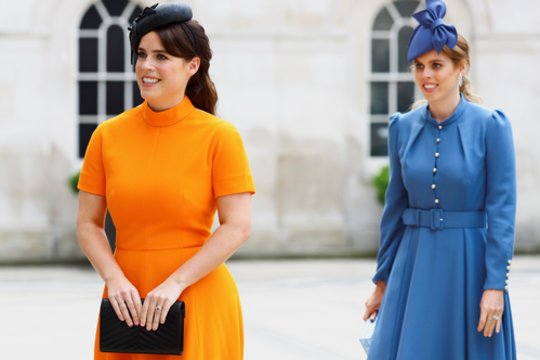 Po žinios, kad buvo vežamos pas J. Epsteiną – pirma princesių Beatrice ir Eugenie reakcija