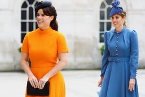 Po žinios, kad buvo vežamos pas J. Epsteiną – pirma princesių Beatrice ir Eugenie reakcija