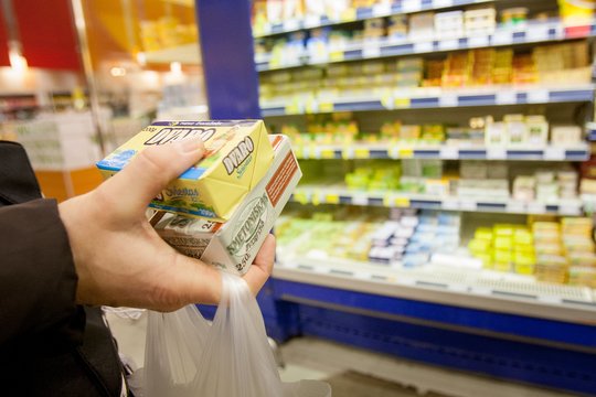 Lietuviai Lenkijoje atrado naują „aukso gyslą“: šį produktą šluoja urmu – vietiniai skundžiasi ir tyčiojasi