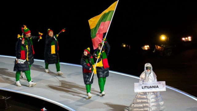Žiemos olimpinės žaidynės: įspūdinga atidarymo ceremonija