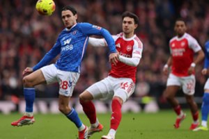 Vienvaldis lyderis „Arsenal“ ir toliau skina pergales