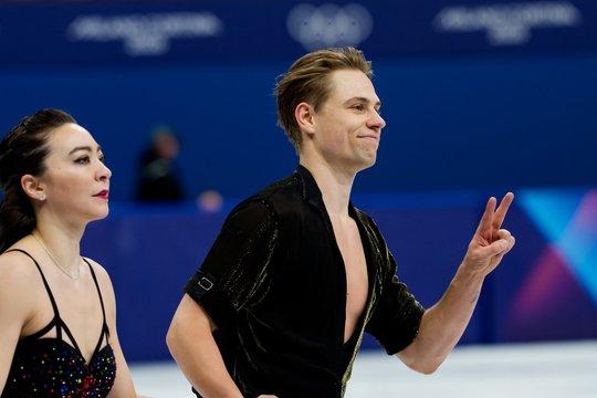 Prieš būsimą startą – ledo šokėjų repeticijos ant Milano ledo