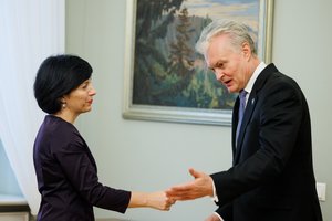 V. Aleknavičienė Knygų mugės organizatorių sprendimą nesuteikti žodžio prezidentui laiko skaldančiu