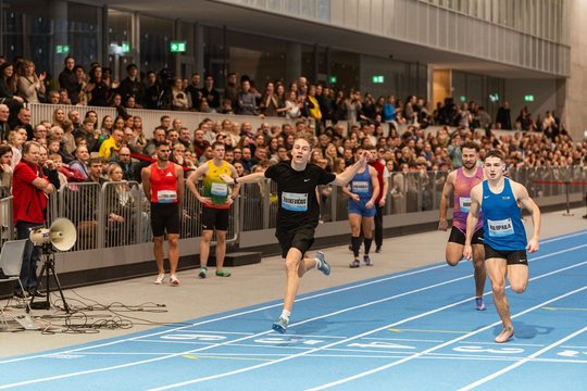 „Cosma Indoor Cup“ varžybose – olimpiečių pergalės ir bandymas šturmuoti Lietuvos rekordą