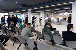 „Regitra“: būsimi vairuotojai teorijos egzaminą galės laikyti ukrainiečių kalba