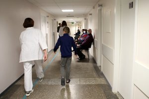 NVSC: praėjusią savaitę gripas pražudė 13 asmenų, dar 301 buvo paguldytas į ligonines