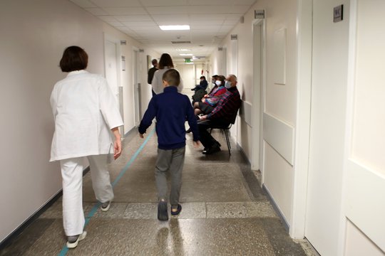 NVSC: praėjusią savaitę gripas pražudė 13 asmenų, dar 301 buvo paguldytas į ligonines