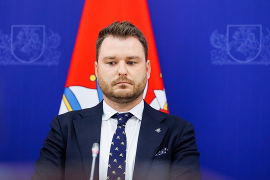 Socialdemokratai kviečia „aušrietį“ K. Žuromską „ant kilimėlio“: turi ne vieną klausimą