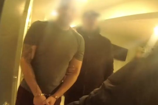 Paviešino tarptautinės narkotikų platinimo grupuotės sulaikymą: nusikaltimo detalės šokiruoja