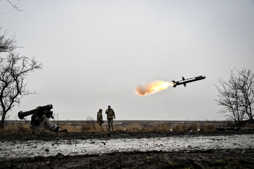 Karas Ukrainoje. NATO pareigūnas įvertino Ukrainos gynybos žlugimo tikimybę: „Netikime“