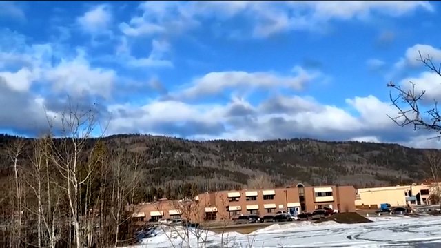 Kruvinos šaudynės Kanados regione: paleisti moters šūviai sužeidė 27 žmones