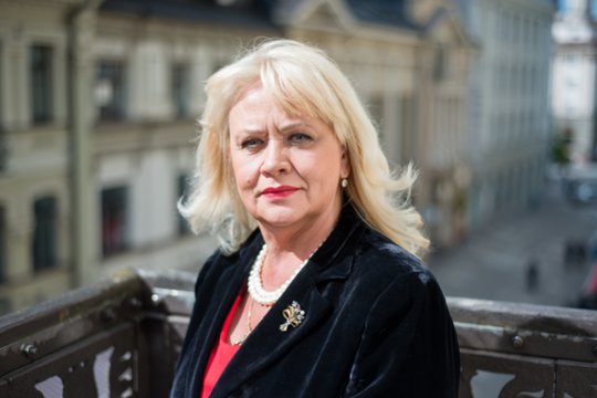 „Čekiukų“ byloje iš buvusios Visagino merės D. Štraupaitės siekiama išieškoti beveik 12 tūkst. eurų