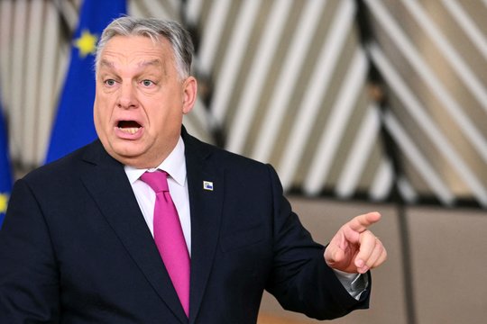 Karas Ukrainoje. V. Zelenskis atvirai prabilo apie taikos derybas: „Nei viena pusė nėra sužavėta“