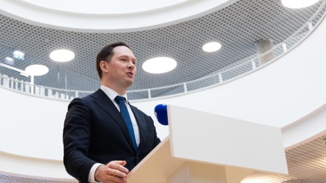 ILTE susijungia su „Valstybės investiciniu kapitalu“: žada papildomus milijardus ekonomikai ir gynybai