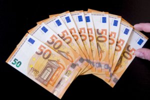 Europolas: konfiskuota 1,2 mlrd. eurų vertės padirbtų pinigų