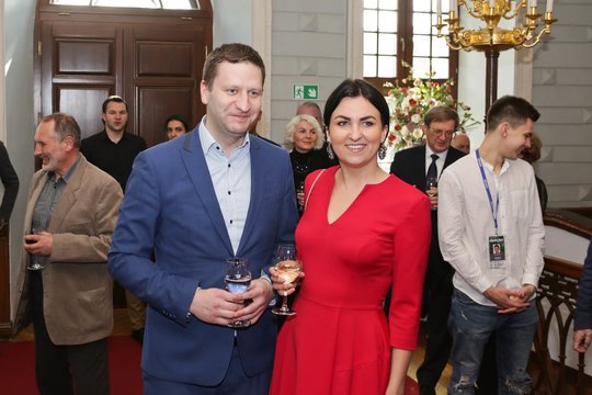 Buvęs kultūros ministras Simonas Kairys skiriasi su žmona Deimante