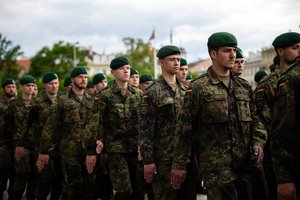 Žiniasklaida: Vokietija už šimtus milijonų eurų pirks dronų, kurie bus skirti brigadai Lietuvoje