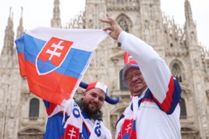 Slovakija olimpiados ledo ritulio turnyro starte tėškė sensaciją – įveikė olimpinius čempionus suomius