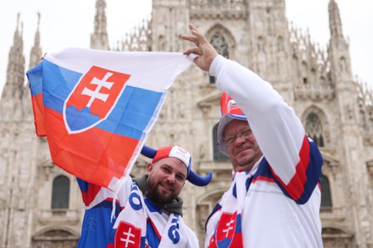 Slovakija olimpiados ledo ritulio turnyro starte tėškė sensaciją – įveikė olimpinius čempionus suomius