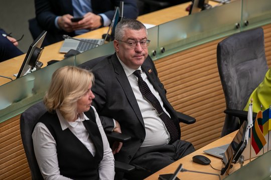 Žiniasklaida: „aušrietis“ T. Domarkas apklaustas tyrime dėl neteisėtai užkastų pavojingųjų atliekų