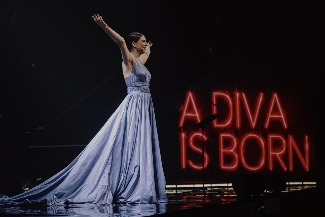 Asmik Grigorian praneša žinią, kuri privers iš spintos išsitraukti puošniausią suknelę