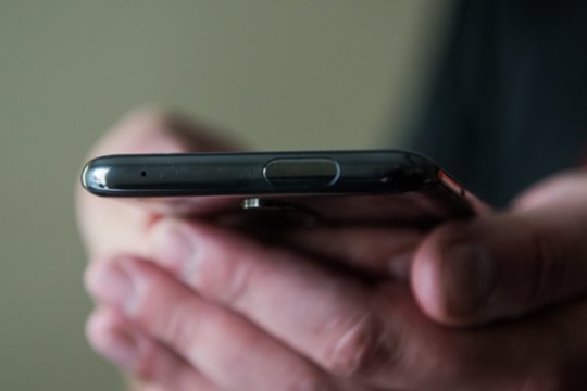 Vilniuje plėšikas aukos patykojo autobuse