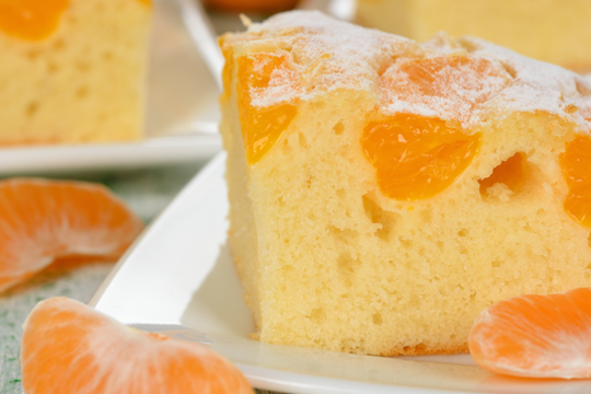 Vaisiais kvepiantis pyragas: receptas itin paprastas ir lengvas, tačiau skonis – stulbinantis