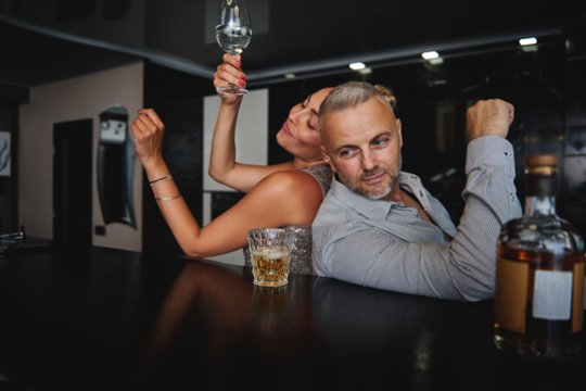 Draugystę griauna geriausios draugės elgesys: „Aš nebegaliu su ja „tempti“