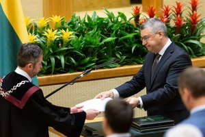 Opozicija inicijuoja Seimo komiteto posėdį dėl „aušriečio“ T. Domarko nušalinimo