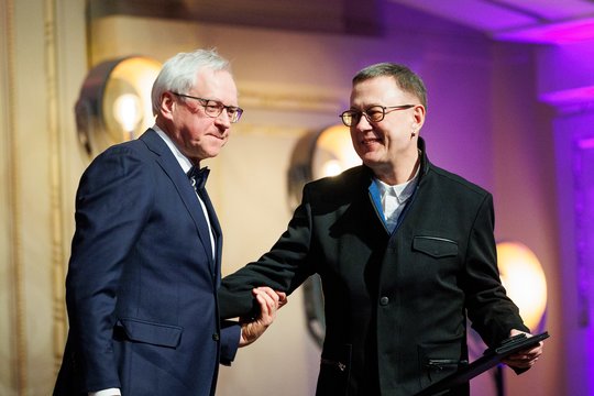 Lietuvos nacionalinių kultūros ir meno premijų įteikimo ceremonija – be prezidento G. Nausėdos rankos paspaudimų