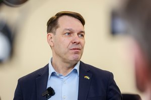 Po neatitaisomo teismo smūgio – A. Bagdonas stoja į kovą: bedė pirštu į kitus politikus