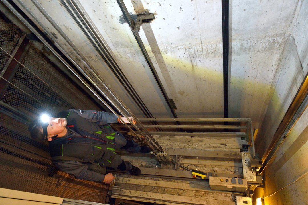 Gyventojus siutina mokesčiai liftui: „Gyvenu pirmame aukšte, bet sąskaitas gaunu“