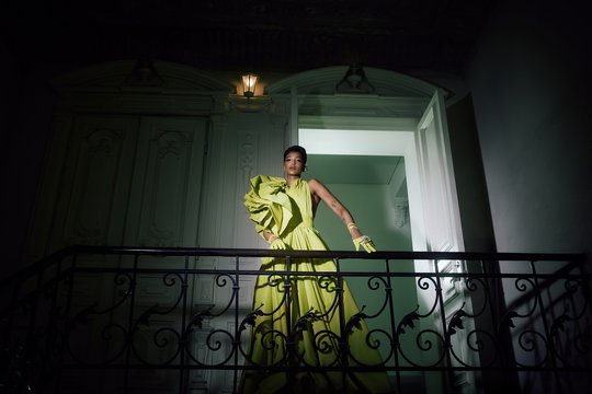 Nombeko Augustė pristato singlą „Ašarom Laša“