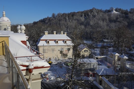 Išnuomojo, atėmė, paliko griūti – dabar šiems rūmams Vilniuje skiria milijonus ir ypatingą dėmesį