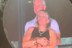 Generalinio direktoriaus rankos ant personalo vadovės krūtų: kilęs skandalas ne visiems baigėsi laimingai