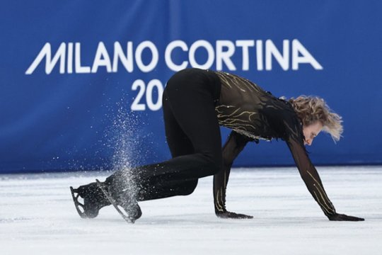 „Keturgubo šuolio dievas – mirtingas“: daliojo čiuožimo pasaulis sukrėstas I. Malinino istoriniu pralaimėjimu